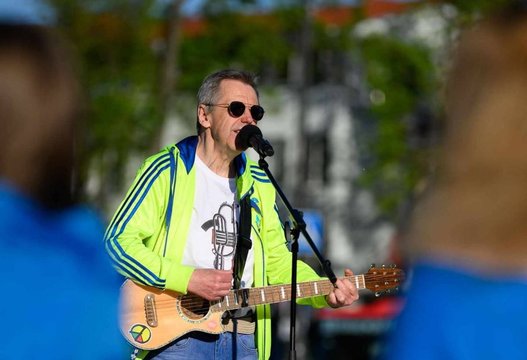 Prie kilnios akcijos prisijungęs „Poliarizuotų stiklų“ lyderis Š. Mačiulis: „Teko gabenti tuos tūkstančius kareiviškų cinkuotų karstų“