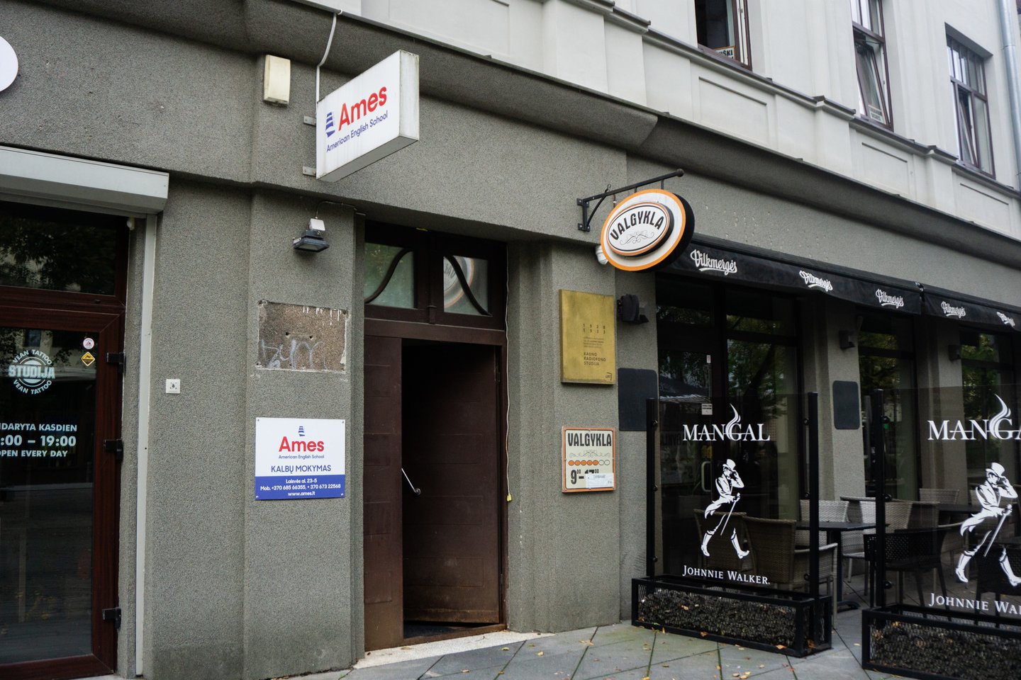  Nors restoranuose ir kavinėse tenka pakloti vis daugiau pinigų, Kauno valgyklose pamaloninti skrandį galima vos už 3,50 euro.<br>G.Bitvinsko nuotr.