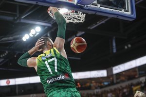 Mače su suomiais J. Valančiūnas atliko dėjimą, kurio dar nė karto nedarė: „Pajuokavome „biški“