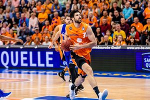 Į Jonavą atvyksta vidurio puolėjas iš Serbijos