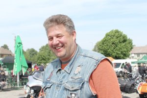 Žuvusio verslininko V. Šimaičio gyvenimo kelyje – ne viena gili duobė: persekiojo skaičius 13