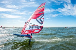 Burlentininkai R. Jasiūnas ir J. Bernotas pasaulio čempionate tęsia kovą dėl olimpinio kelialapio