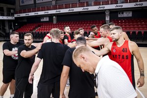 „Rytas“ pradėjo pasirengimą artėjančiam sezonui: be vyriausiojo trenerio ir kapitono, bet su būriu naujokų ir jaunimu