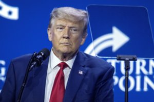 Patartas advokatų, D. Trumpas atšaukė planuotą spaudos konferenciją dėl jam Džordžijoje pateiktų kaltinimų