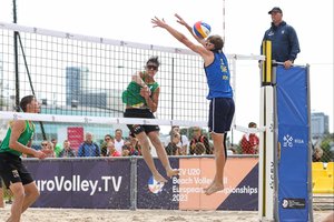 Abi Lietuvos komandos pateko į Europos jaunimo paplūdimio tinklinio čempionato atkrintamąsias