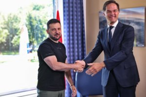 Susitarimas pasiektas: Ukraina gaus 42 JAV naikintuvus F-16