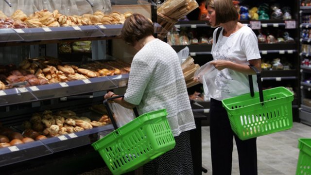 Ekonomistas kritiškai vertina PVM lengvatas maisto prekėms: pakomentavo, kas iš tiesų vyksta Lenkijoje