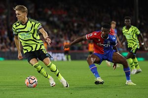 Mažumoje likęs „Arsenal“ palaužė „Crystal Palace“