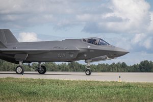 JAV Karinių oro pajėgų naikintuvai vykdys skydžius virš vakarų Lietuvos