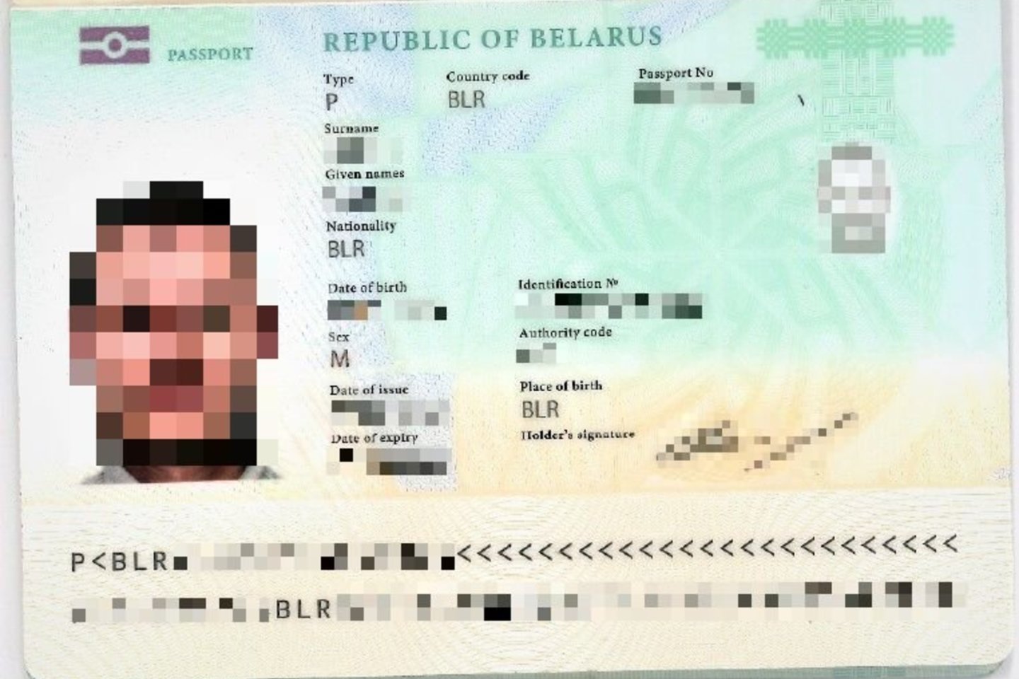  Praradęs baltarusišką vairuotojo pažymėjimą, nusipirko jį Rusijoje.<br> VSAT nuotr.