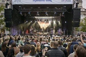 „Sostinės dienose“ – jaunatviška nuotaika ir „Dūzgiančio prospekto“ pradininkės Z. Kelmickaitės pagerbimas