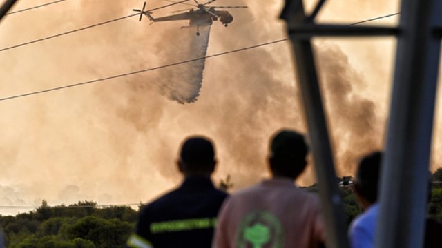 Graikiją siaubiant gaisrams, ministerija padegėjams skelbia karą: pranešė sulaikiusiu kone 80 žmonių