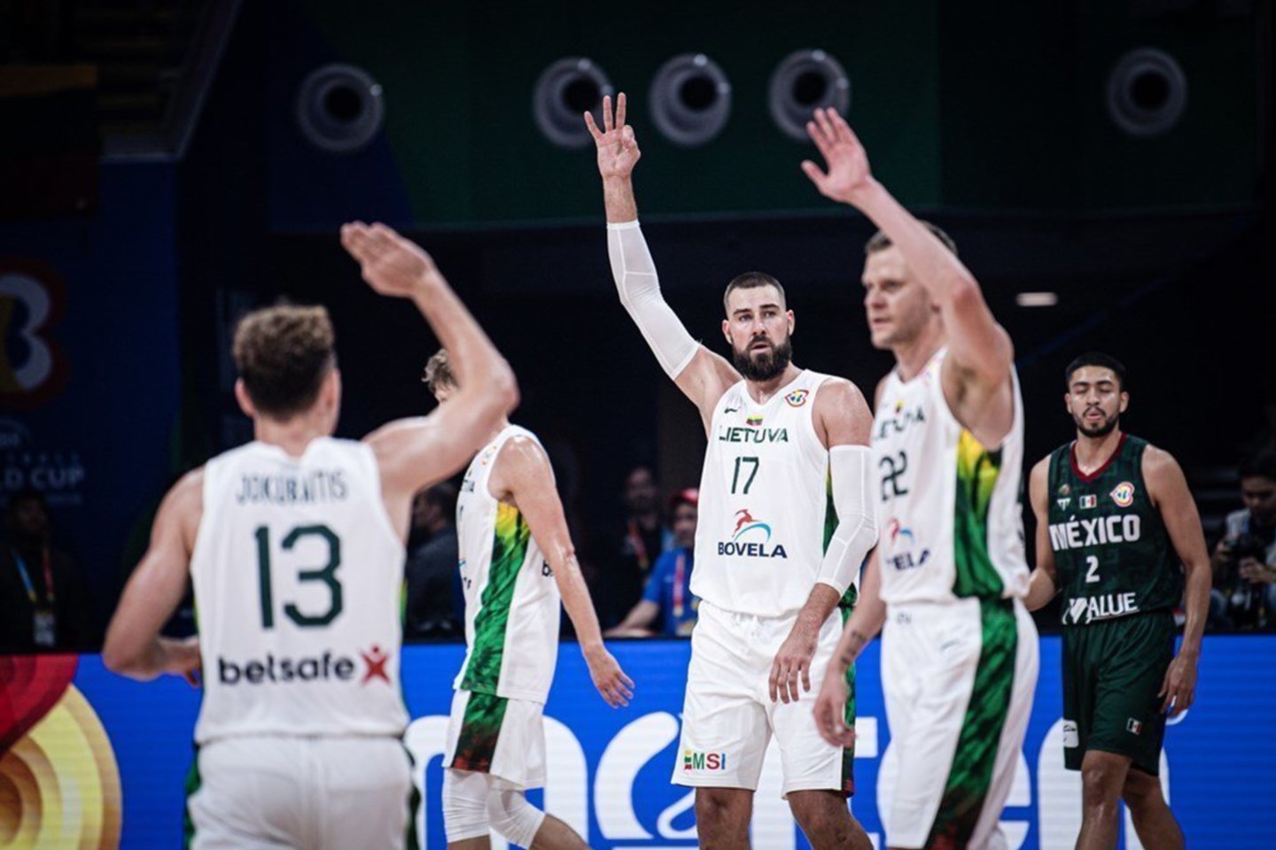 Lietuvos ir Meksikos rinktinių dvikovos momentai.<br>FIBA nuotr.