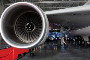 Šiaulių oro uoste atidarė didžiausią regione orlaivių priežiūros centrą – klientų turi artimiausiems penkeriems metams