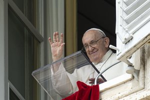 Vytautas Bruveris. Anapus Berlyno sienos – ne tik Romos popiežius