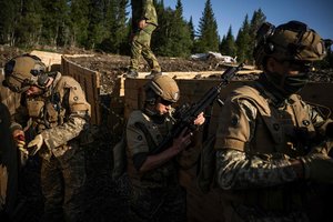 JAV paskelbė apie papildomą karinę paramą Ukrainai