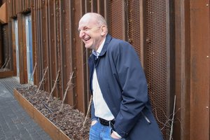 Aiškėja, kad išeitinę išmoką M. Pakalniui sumokėjo ne tik savivaldybė