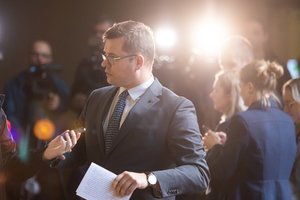 Lietuva – svarbaus pasirinkimo kryžkelėje: L. Kasčiūnas įspėjo dėl negrįžtamų procesų