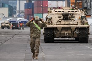 „Politico“: rugsėjį Ukraina gaus pirmąją „Abrams“ tankų partiją