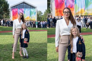 Lydėdama dukrą į pirmąją klasę G. Grygolaitytė-Vasha neslėpė jaudulio: „Man tai – naujas etapas“