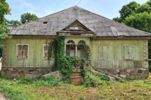 50 tūkst. eurų – už tiek galite įsigyti 200 metų namą vos 70 km nuo sostinės