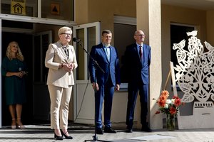 I. Šimonytė dalyvavo Mokslo metų pradžios šventėje Utenoje: džiaugiuosi, kad vis dažniau pastebime ir priimame kiekvieną