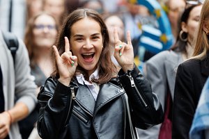 Naujus mokslo metus pasitikusių studentų neišgąsdino net lietus: spalvingoje eisenoje pasakė, kaip jaučiasi