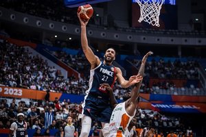 Savo agoniją pasaulio čempionate Prancūzija užbaigė vargdama su Dramblio Kaulo Krantu