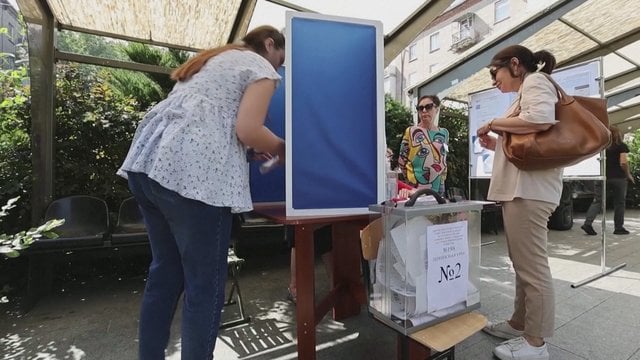 Rusija laikinai okupuotose Ukrainos teritorijose organizuoja neteisėtus rinkimus