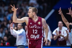 Latvija toliau rašo istoriją: braliukai – pasaulio krepšinio čempionato aštuntuke!