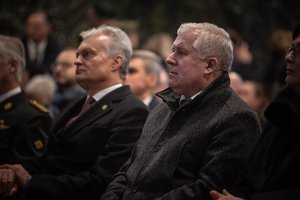 Tarp Prezidentūros ir A. Anušausko – dar vienas nesutarimas dėl krašto gynybos: įspėjo dėl pasekmių