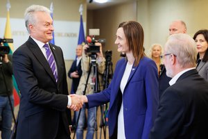 Dėl Civilinės sąjungos projekto – G. Nausėdos atsakymas: „Norite, kad su bizūnėliu greičiau ginčiau Seimą?“