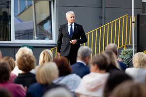 Valandą be atokvėpio į klausimus atsakinėjęs G. Nausėda paslapčių dėl laukiamiausio sprendimo nepaliko