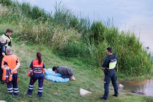 Po dviejų sesučių tragedijos apklaustas jų tėvas: jam šokas