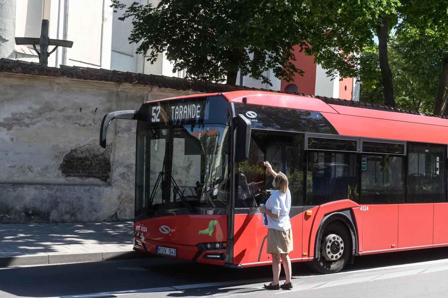 Viešasis transportas rudeniui nepasiruošė – situacija kritinė: autobusai gali vėluoti net 2 val.<br>V.Skaraičio nuotr.