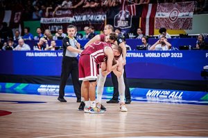 Lyg liūtai kovoję latviai liko be medalių svajonės – Vokietija palaužė braliukus tik po dramatiškos kovos