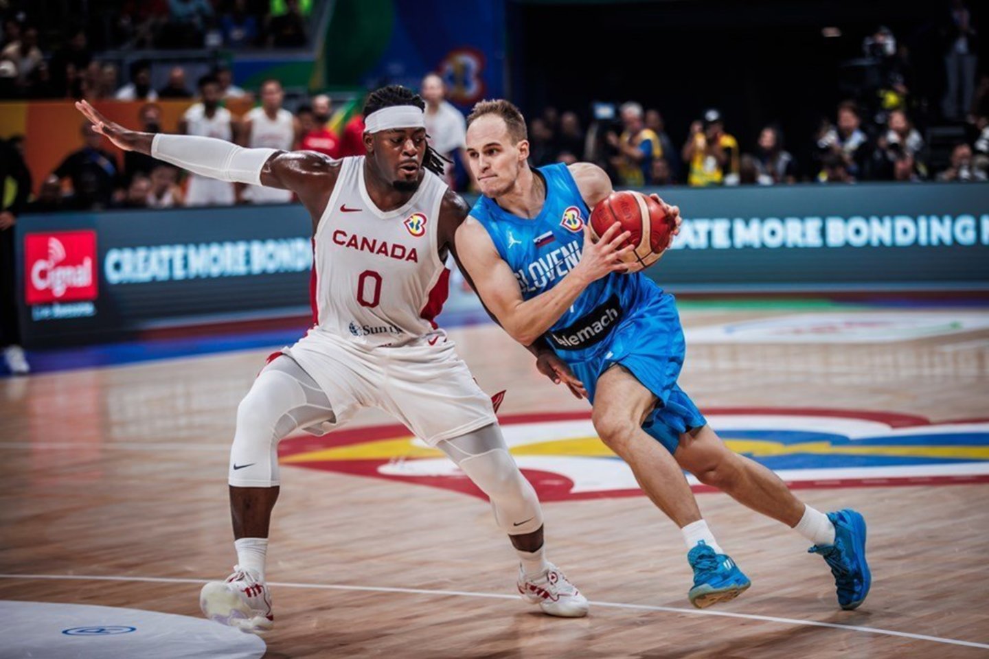 Kanada prieš Slovėniją.<br>FIBA nuotr.