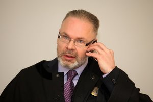 Teismas: advokatas G. Ruseckas lieka nuteistas už prekybą poveikiu