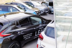 Gyventojai kviečiami teikti paraiškas elektromobilių įkrovimo prieigoms finansuoti