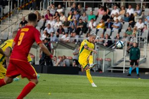 Įspūdingas F. Černycho įvartis rungtynių pabaigoje išplėšė lygiąsias Lietuvos rinktinei