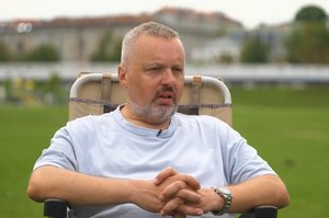 A. Užkalnis su savo augintiniais susikūrė kasdienę rutiną: keliuosi 6 ryto, pasimankštinu ir mes einam labai ilgam pasivaikščiojimui