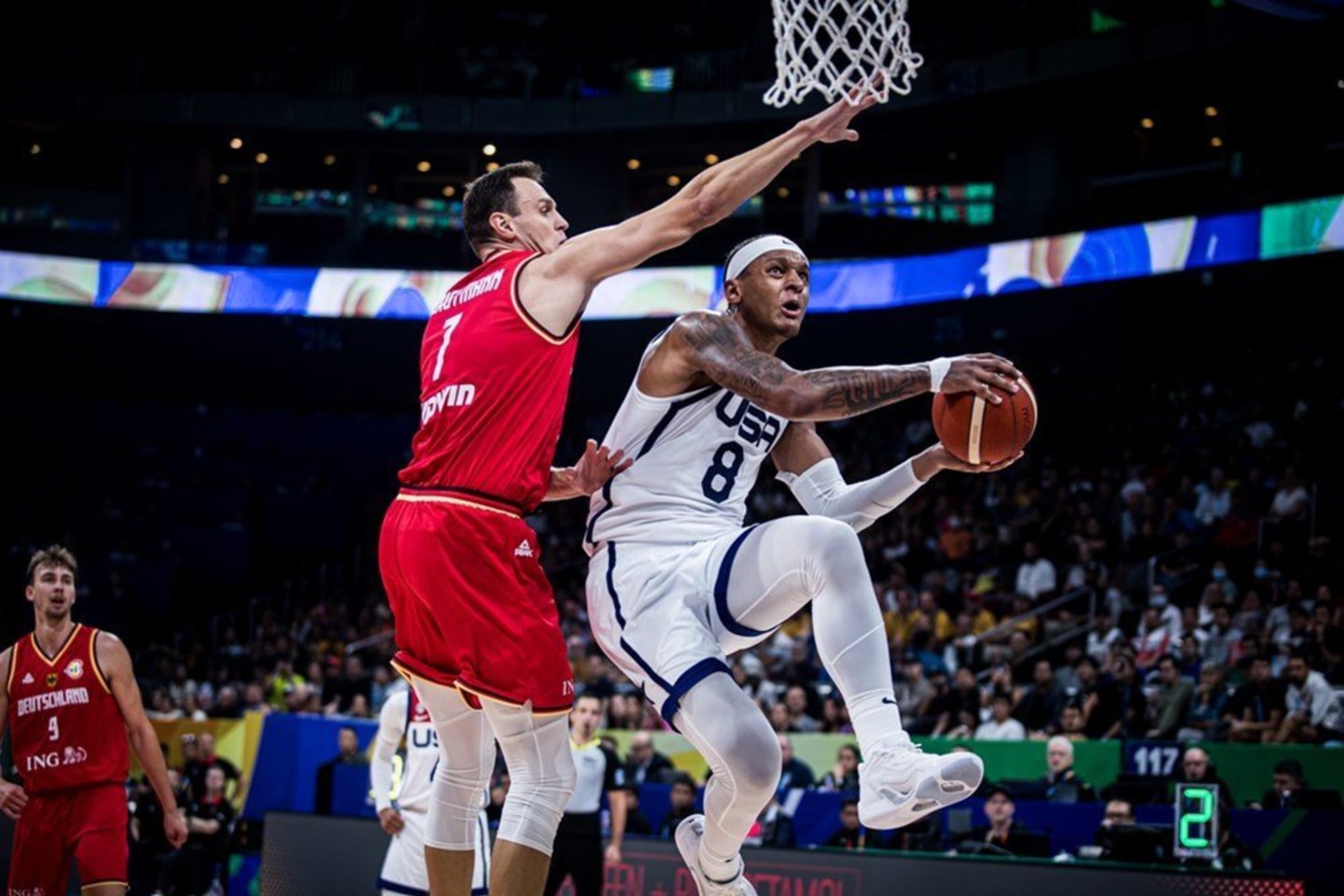  Vokietijos ir JAV rinktinių dvikova.<br>FIBA nuotr.