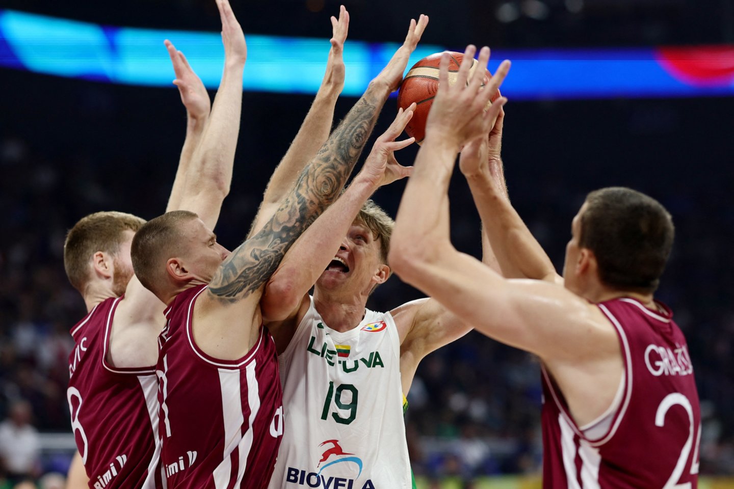  Latvijos ir Lietuvos rinktinių rungtynės.<br> Reuters/Scanpix nuotr.