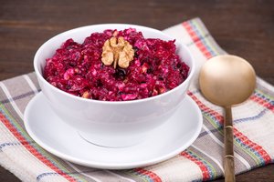 Vyras išsireikalavo „mamiškos“ mišrainės: anytos receptas marčią pribloškė