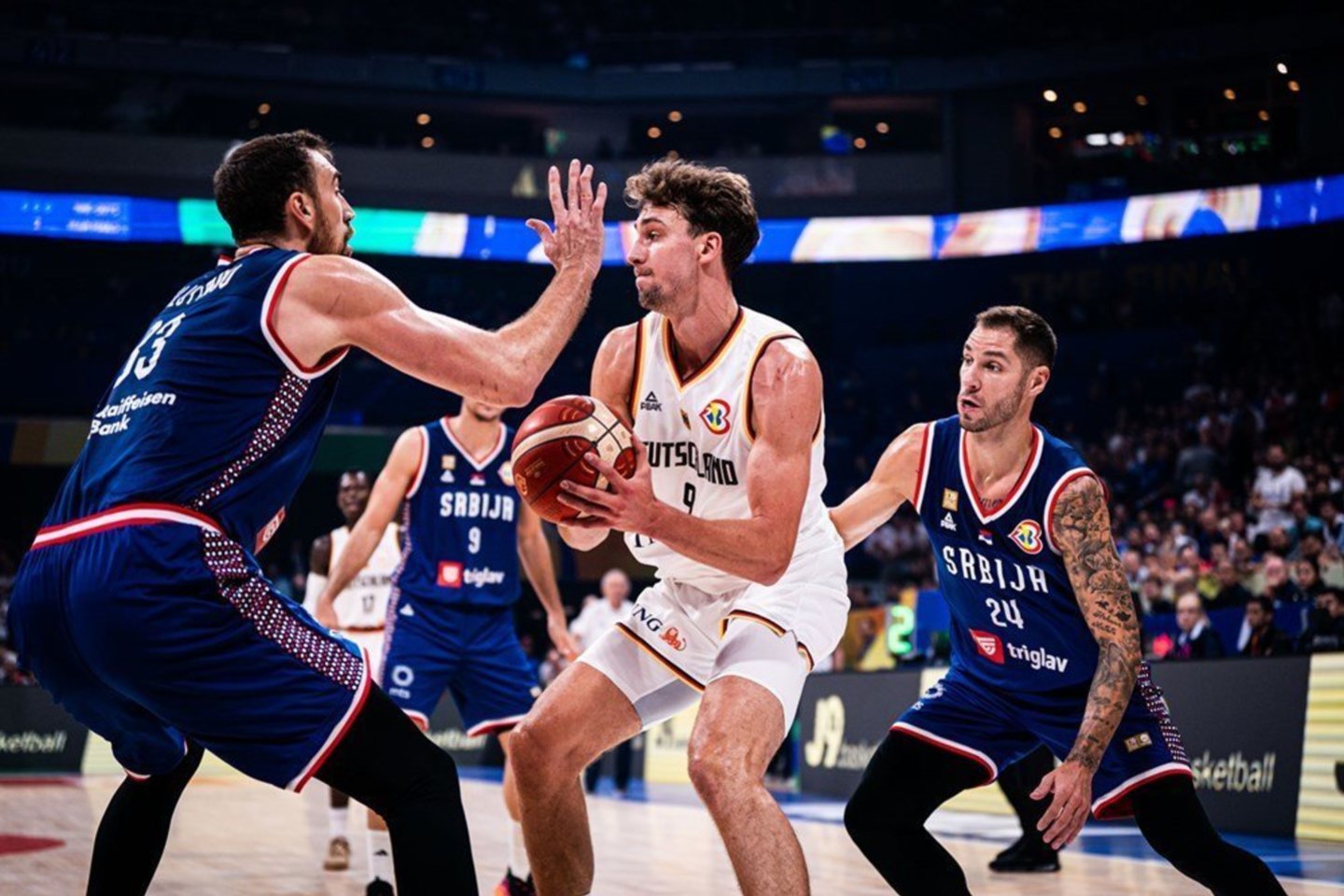 Vokietijos ir Serbijos rungtynės 2023 metų pasaulio krepšinio čempionato finale.<br>FIBA nuotr.