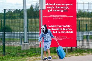 Norintys į Baltarusiją pasienyje laukia ir virš 20 valandų: kas vyksta uždarius du kontrolės punktus