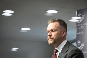 G. Landsbergis apie Baltarusijos sprendimą stabdyti pasų išdavimą ambasadose: baltarusiams padedame kuo galime