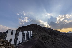 Naujas Gineso rekordas Dubajuje: iškilo aukščiausias pasaulyje ženklas