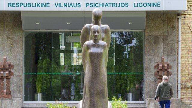 Respublikinei Vilniaus psichiatrijos ligoninei – neramios dienos: daugybė specialistų palieka darbo vietas