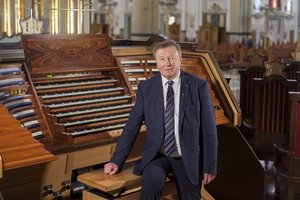 Atverdama pasauliui Čiurlionį, Lietuva jam atveria ir šiuolaikinių kompozitorių kūrybą